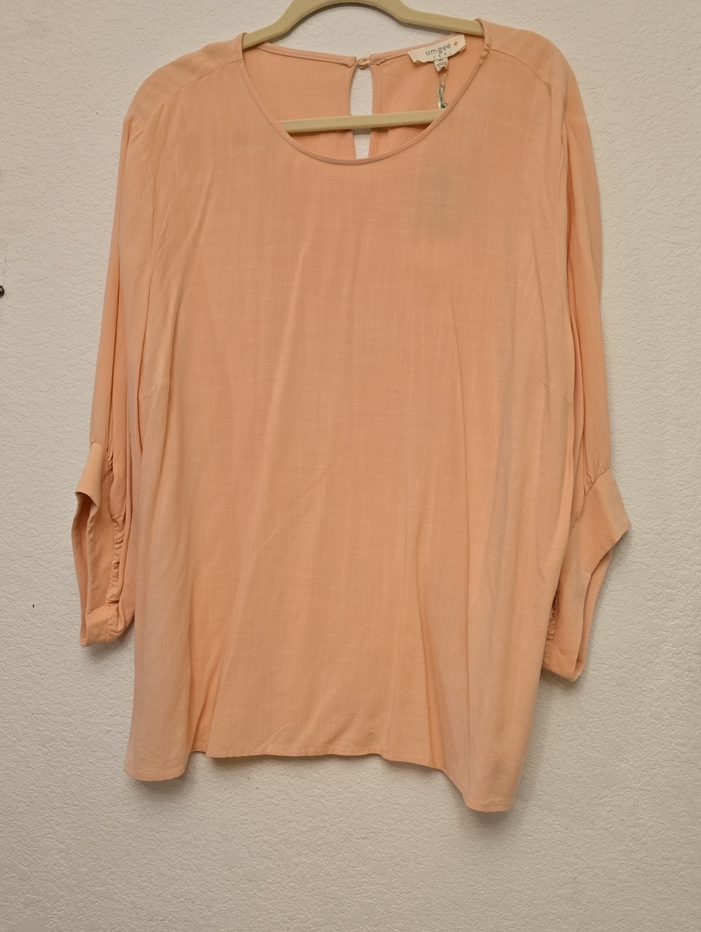 Umgee Peach Roll-Tab Sleeve Tunic Top